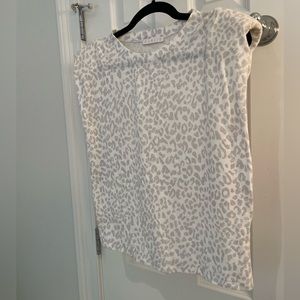Karlie Leopard Shoulder Pad Tshirt